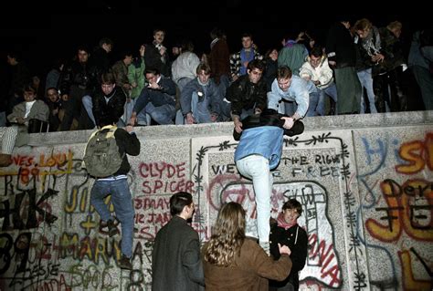 Når ble berlinmuren bygd